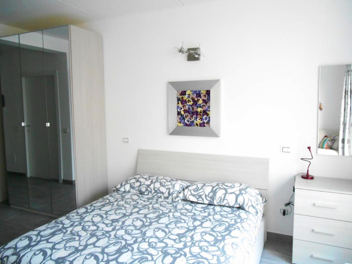 Direttamente Al Lago Apartments Marone Exterior foto